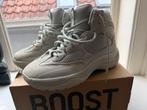 Yeezy 500 high salt maat 42, Kleding | Heren, Schoenen, Ophalen of Verzenden, Zo goed als nieuw, Overige kleuren