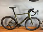 Nieuwste Factor Ostro Gravelbike Black Inc GRX Di2, 28 inch, Carbon, Heren, Zo goed als nieuw