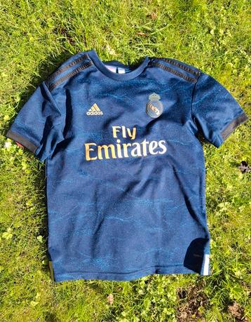 Real Madrid uitshirt 2019/2020 (maat 152) beschikbaar voor biedingen