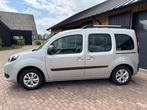 Renault Kangoo Family 1.2 TCe Limited Start&Stop , TREKHAAK, Voorwielaandrijving, 1350 kg, Stof, Gebruikt