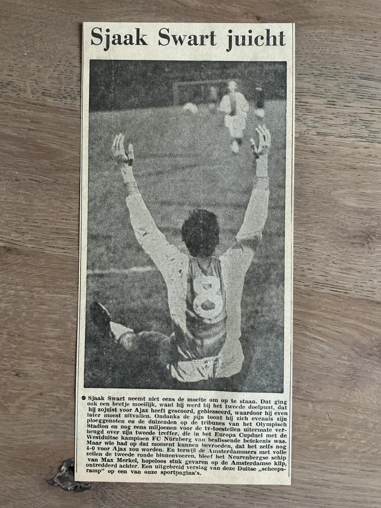 Voetbal krantenartikel Ajax FC Nürnberg oktober 1968 Swart, Ophalen of Verzenden, 1960 tot 1980, Knipsel(s)