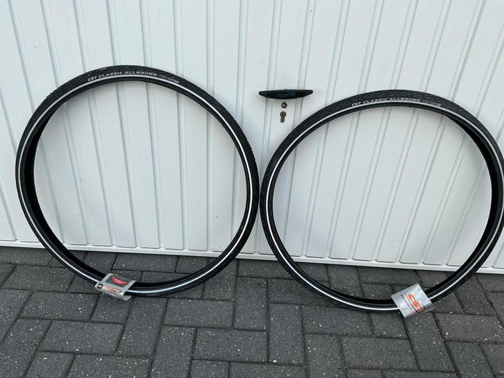 Fietsbanden/ Buitenbanden.Nieuw.Maat : 28 inch. Zie tekst., Fietsen en Brommers, Fietsonderdelen, Nieuw, Algemeen, Band, Ophalen