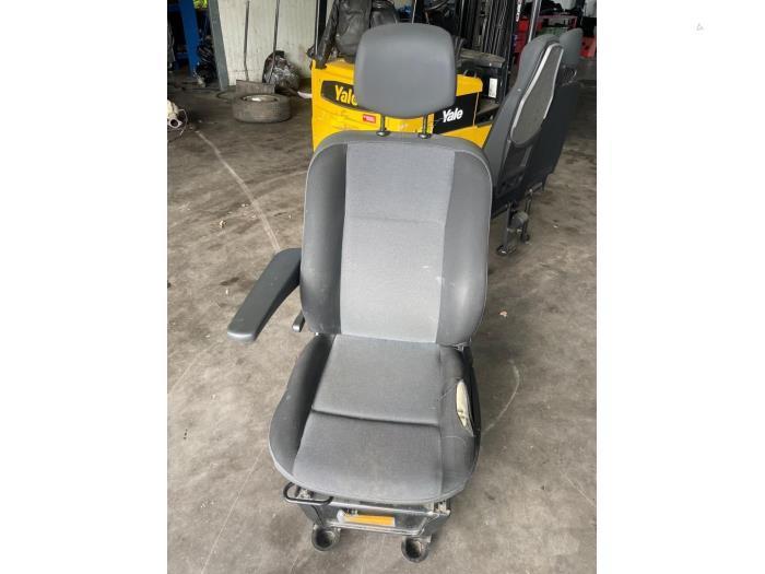 Stoel links van een Renault Master, Auto-onderdelen, Interieur en Bekleding, Renault, Gebruikt, 3 maanden garantie, Ophalen of Verzenden