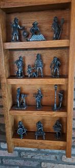 Tinnen Figuren Collectie in Eikenhouten Displayrek, Ophalen, Minder dan 50 cm, Gebruikt, 1 of 2 laden