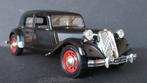 Citroen Traction Avant 15cv 1:24 Bburago Burago Pol, Hobby en Vrije tijd, Modelauto's | 1:24, Verzenden, Zo goed als nieuw, Bburago