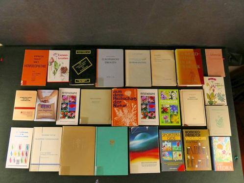 24x Homeopatische boeken (1899 - 2006), Boeken, Wetenschap, Gelezen, Overige wetenschappen, Ophalen of Verzenden