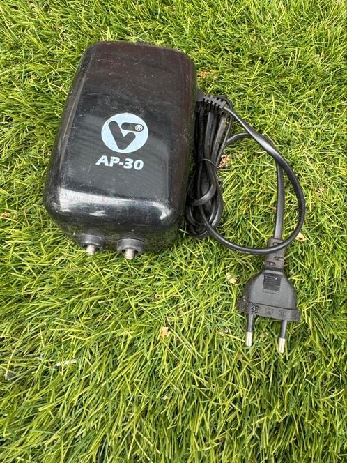 Velda AP 30 luchtpomp voor vijver / aquarium, Tuin en Terras, Vijver-toebehoren, Gebruikt, Vijverpomp, Ophalen of Verzenden