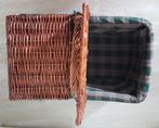 Mooie rieten picknickmand, met geruite binnenbekleding, Ophalen, Nieuw, Zonder inhoud
