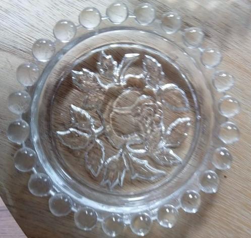 6 oude/vintage glazen onderzetters jaren 60/70 met parelrand, Antiek en Kunst, Antiek | Glas en Kristal, Ophalen of Verzenden