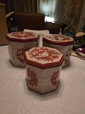 Vintage Koektrommels Set van 3 met kerstmotief. beschikbaar voor biedingen
