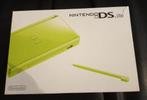 NINTENDO DS LITE (groen) IN DOOS, Puzzel en Educatief, 1 speler, Ophalen of Verzenden, Zo goed als nieuw
