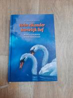 Heb elkander lief, Ophalen of Verzenden, Zo goed als nieuw
