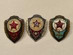 Sovjet / Russische militaire insignes – set van 3 stuks, Verzenden, Landmacht, Overige gebieden, Embleem of Badge