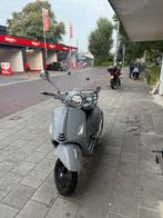 Vespa GTS 300cc HPE supertech 2020, Overige modellen, Ophalen of Verzenden, Zo goed als nieuw, Benzine