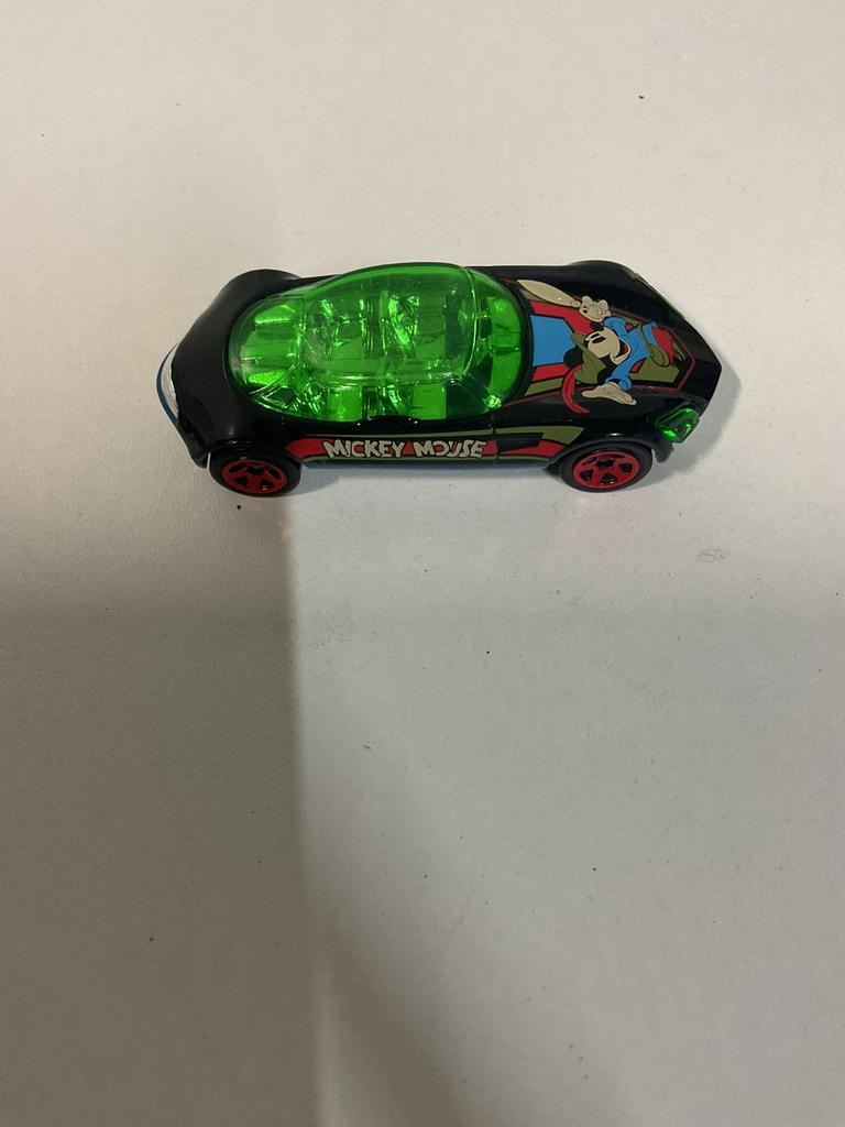 Disney Mickey Mouse Hotwheels speciale auto, Verzamelen, Ophalen, Mickey Mouse, Zo goed als nieuw, Beeldje of Figuurtje