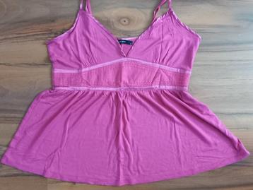 Mooie top Vero Moda
- Maat M
 beschikbaar voor biedingen