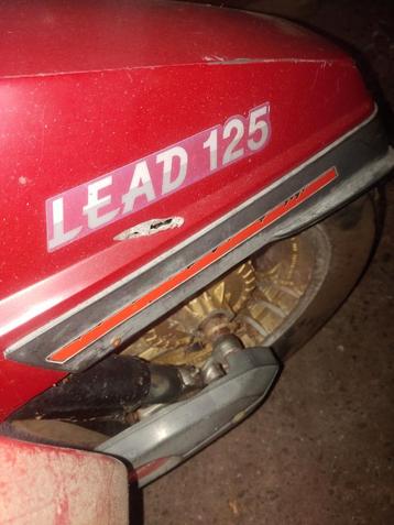 Honda Lead 125 cc motorscooter 1983 beschikbaar voor biedingen