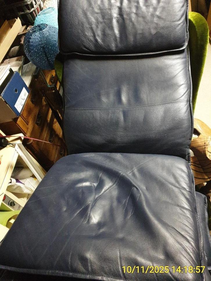 IKEA POÄNG fauteuil 2 stuks, Huis en Inrichting, Fauteuils, Gebruikt, Hout, Leer, 50 tot 75 cm, 75 tot 100 cm, Ophalen