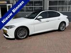 Alfa Romeo Giulia 2.0T Super Leer,Schuifdak,20Inch,Navi,Came, Automaat, 745 kg, Achterwielaandrijving, 4 cilinders