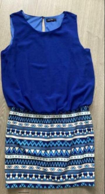 NIEUW Prachtig blauw jurkje , maat L 42 44 beschikbaar voor biedingen
