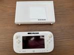 Nintendo Wii U - wit 8GB met voeding, Spelcomputers en Games, Ophalen of Verzenden, Gebruikt, Met 1 controller