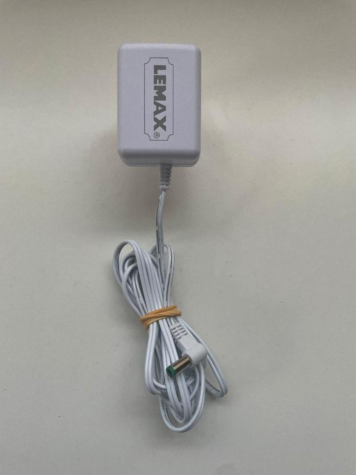 D896 Lemax adapter voedingsadapter Stekker kersthuisje, Diversen, Kerst, Gebruikt, Ophalen of Verzenden