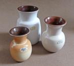 Delfos Zoeterwoude vaasjes trio vintage vaasje Nederlands, Gebruikt, Wit, Aardewerk of Porselein, Ophalen of Verzenden