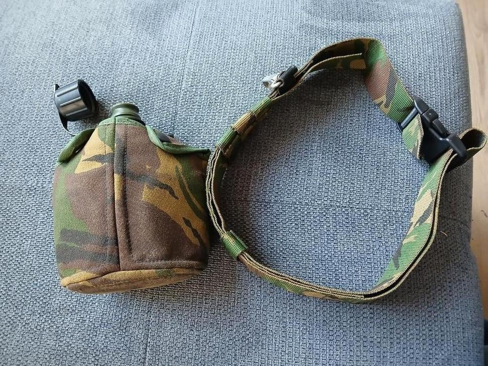 Leger bidon en riem, Verzamelen, Ophalen of Verzenden, Landmacht, Nederland, Overige typen