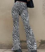 Zebra print flared broek, Kleding | Dames, Broeken en Pantalons, Zwart, Ophalen of Verzenden, Zo goed als nieuw, Maat 36 (S)