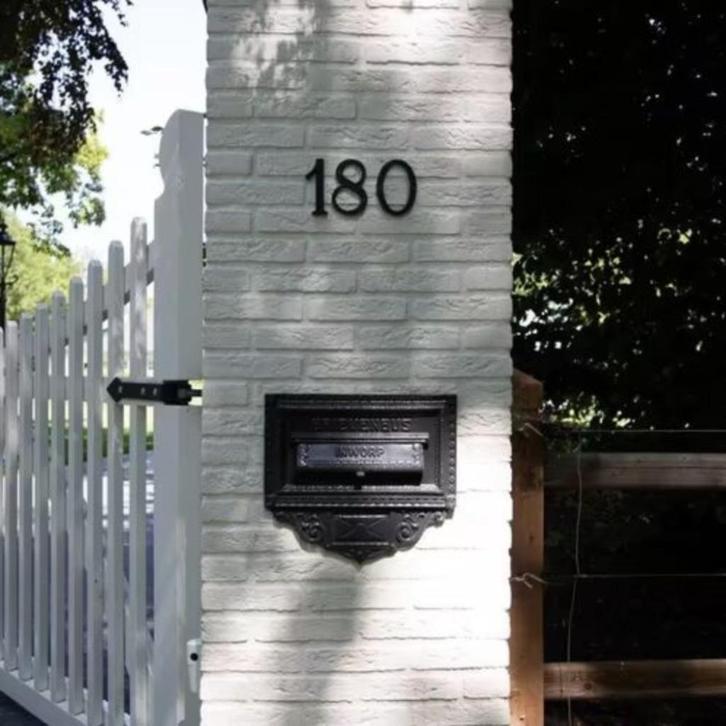 Brievenbus Muurplaat Belfast B3 - Klassieke inbouw, Tuin en Terras, Brievenbussen, Zo goed als nieuw, Wandbrievenbus, Aluminium