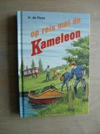 Op reis mei de Kameleon - Friese uitgave, 1e druk, Boeken, Ophalen of Verzenden, Zo goed als nieuw