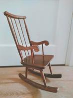 Vintage schommelstoel voor pop stoel beer antieke teddybeer, Ophalen of Verzenden, Gebruikt