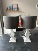 Twee witte lampen met grijze lampenkappen, Huis en Inrichting, Ophalen, Zo goed als nieuw, Rond