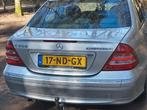 Mercedes-Benz C-Klasse C200 Kompr Sedan AUT 2003 Grijs, Auto's, Automaat, Achterwielaandrijving, 74 €/maand, 4 cilinders