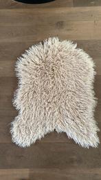 Champagne/licht beige langharige  kleedje 75x54, Huis en Inrichting, Beige, Zo goed als nieuw, Rechthoekig, 50 tot 100 cm