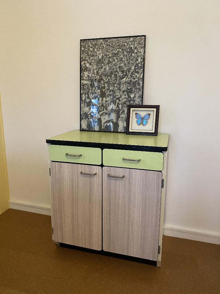 Vintage formica kastje/commode, Verzamelen, Retro, Huis en Inrichting, Ophalen