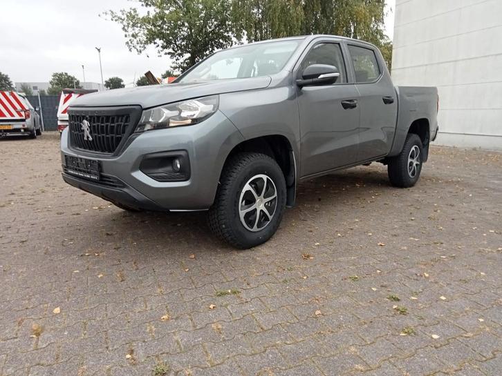 Peugeot Landtrek Pickup 2.4i nieuw 1135 km export only 18750, Auto's, Peugeot, Particulier, Overige modellen, Benzine, Euro 6