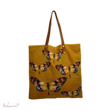 SALE: okergele shopper met vlinder 50 x 50 cm leuk als kado beschikbaar voor biedingen