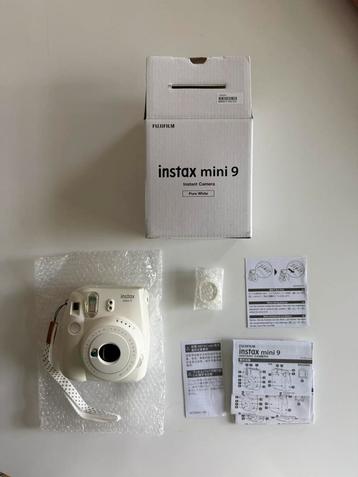Fujifilm Instax mini 9 instant camera pure white beschikbaar voor biedingen
