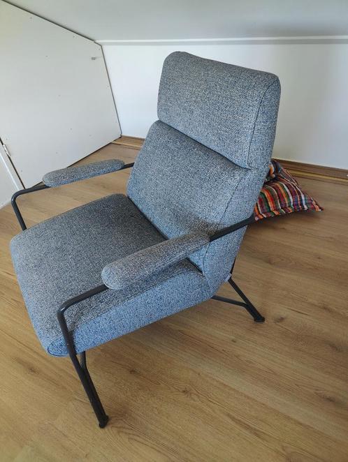 Fauteuil/ stoel blauw/grijs Xooon, Huis en Inrichting, Stoelen, Zo goed als nieuw, Eén, Metaal, Stof, Blauw, Ophalen of Verzenden