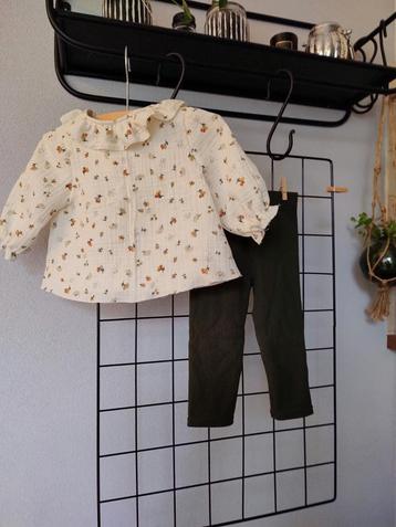 Schattige Baby Kleertjes beschikbaar voor biedingen