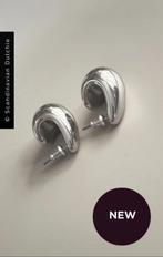 Oorbellen waterdruppel zilver Nieuw, Overige materialen, Verzenden, Nieuw, Knopjes of Stekers