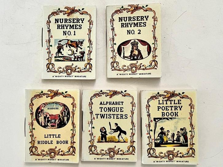 Vijf miniatuur boekjes, Antiek en Kunst, Curiosa en Brocante, Ophalen of Verzenden