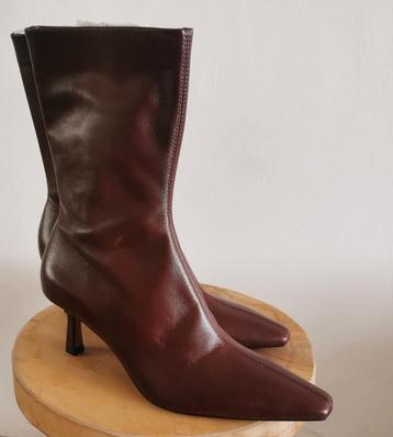 ZARA leren laarzen mt. 39  beschikbaar voor biedingen