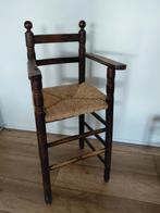Oude Kinderstoel met Armleuningen, Ophalen, Riet of Rotan, Gebruikt, Bruin