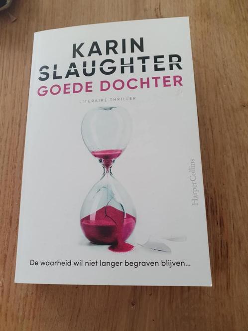 Set van 7 Karin Slaughter boeken zgan, Boeken, Partijen en Verzamelingen, Zo goed als nieuw, Populaire fictie, Ophalen of Verzenden