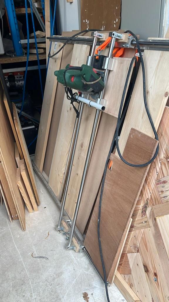 Zelfbouw afvlakker / vlakfrees-slede + Bosch POF 1200 AE, Doe-het-zelf en Verbouw, Gereedschap | Freesmachines, Gebruikt, Elektrisch