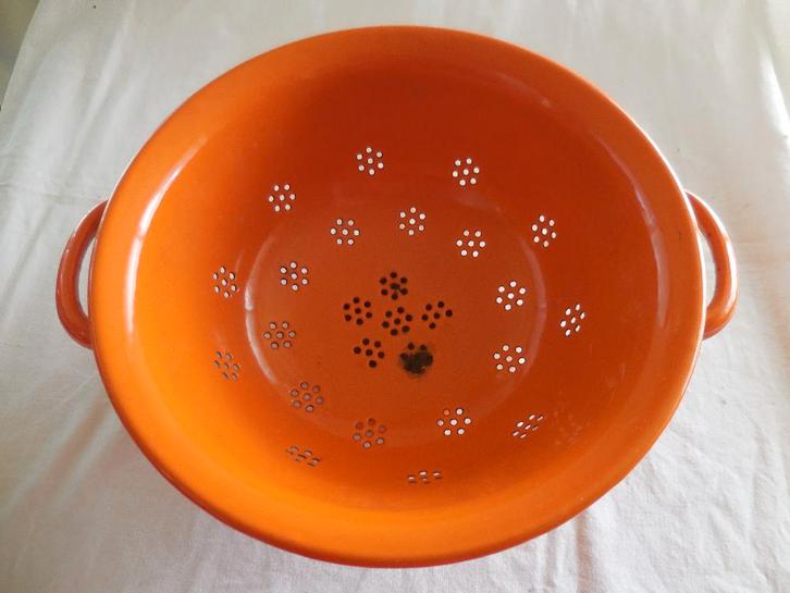 Oranje Geëmailleerd Vergiet, Antiek en Kunst, Antiek | Emaille, Ophalen