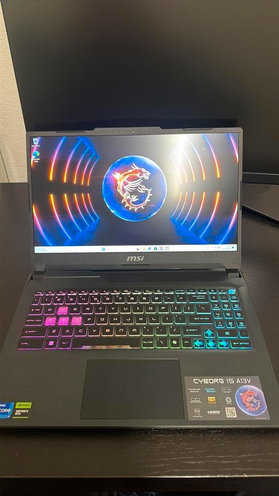 MSI Cyborg 15 - RTX 4060 - I7 13620H - DDR5 Game Laptop, Computers en Software, Windows Laptops, Zo goed als nieuw, 15 inch, SSD