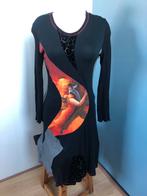Aventures de toilen 40 zwart grijs jurkje oranje afbeelding, Kleding | Dames, Jurken, Maat 38/40 (M), Zwart, Ophalen of Verzenden
